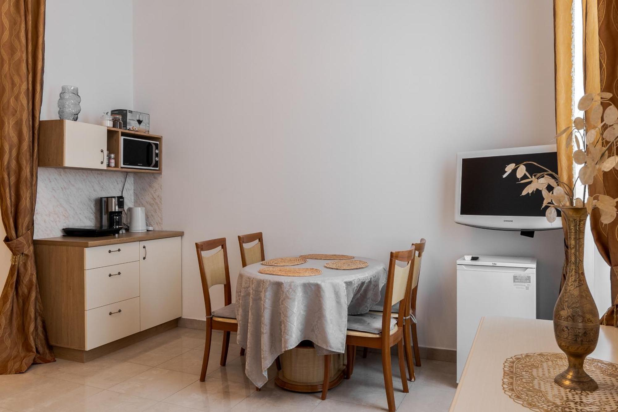 Апартаменти На Площі Ринок, 20 Lviv Extérieur photo